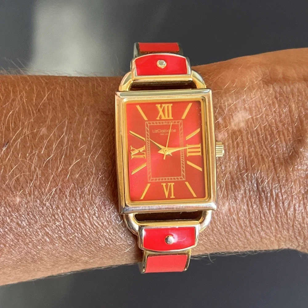 VTG Liz Claiborne NY Red Bracelet Wrist Watch Womens Gold Tone LIZ63RA WORKS